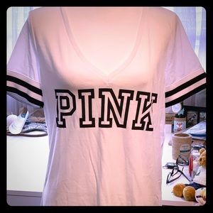 Cite VS Pink V neck Tee